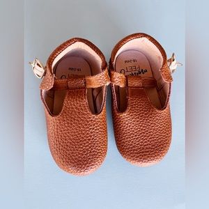 Monkey Feet brown t strap Mary Jane’s size 18-24m